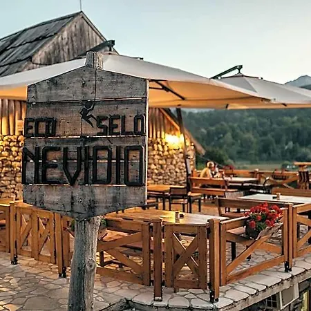 Eco Village Nevidio فندق بودغوريتْسا