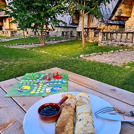 Eco Village Nevidio فندق