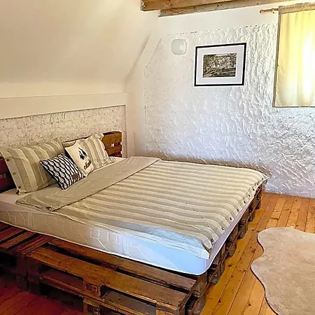 فندق Eco Village Nevidio بودغوريتْسا