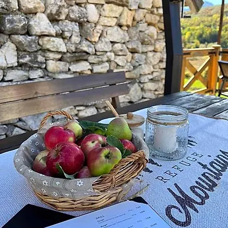 Eco Village Nevidio