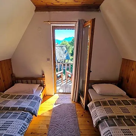 Eco Village Nevidio