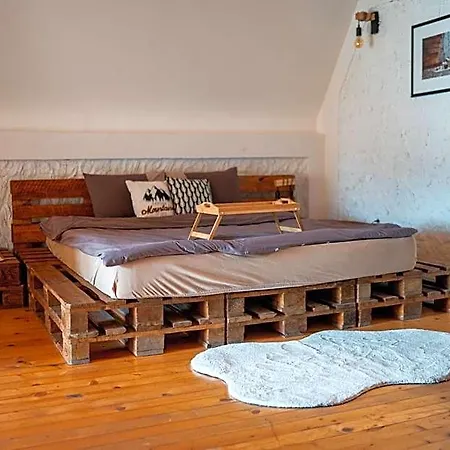 Eco Village Nevidio *