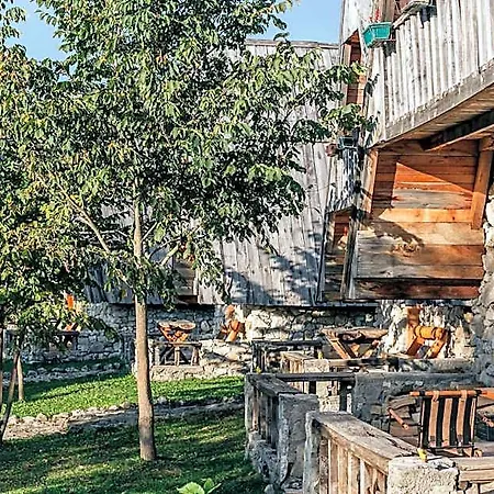 فندق Eco Village Nevidio بودغوريتْسا